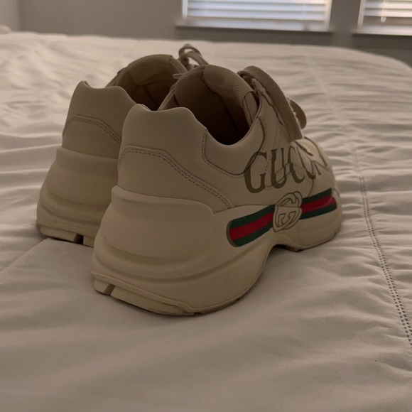 Size 7 Gucci Rhytons - Picture 3 of 3
